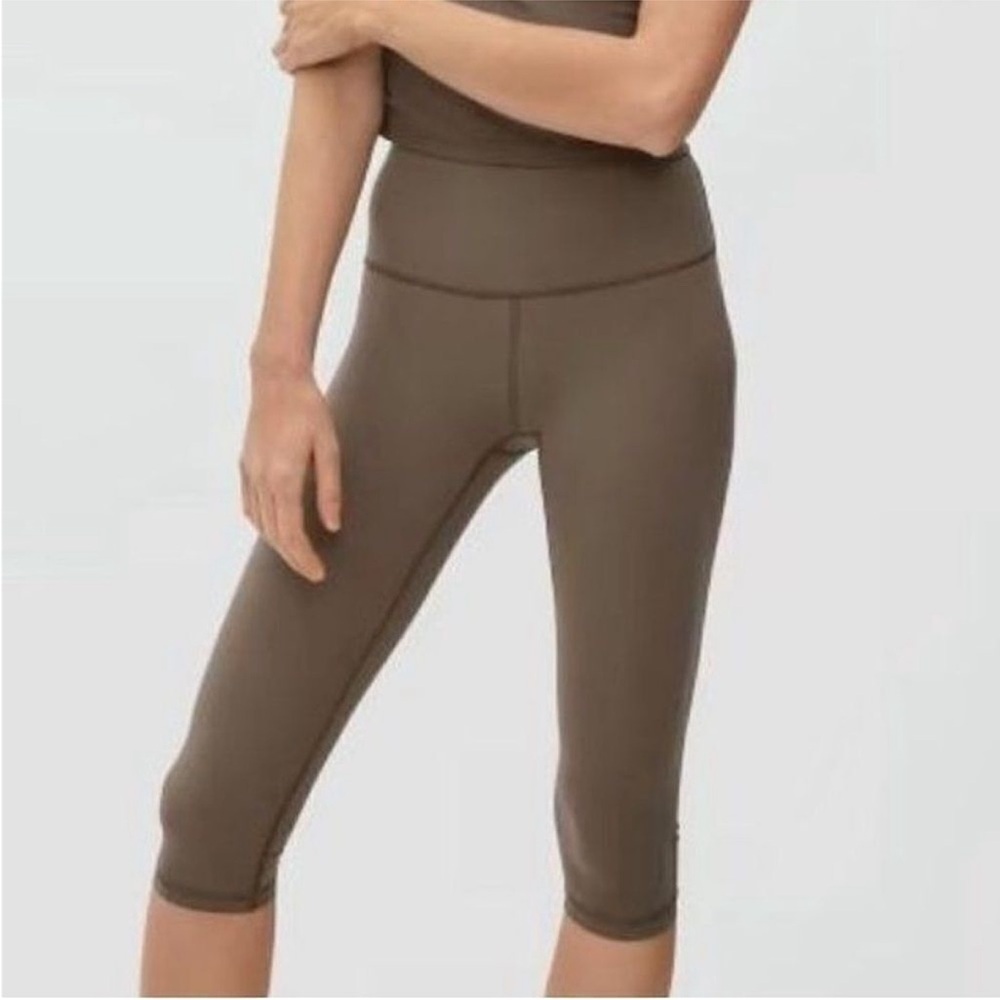 Everlane Women’s Perform Cropped Capri Leggings Brown Grey Size XS